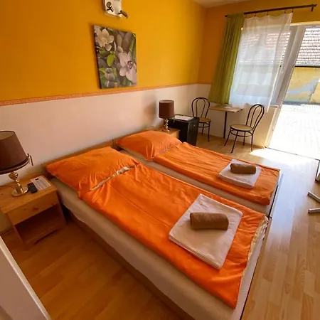 Appartementhaus 5. Jahreszeit Hévíz
