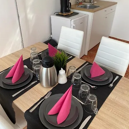 Appartementhaus 5. Jahreszeit Appartement Hévíz