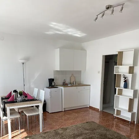 Appartementhaus 5. Jahreszeit Apartamento